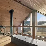 别墅 Panoramahytte Med Jacuzzi Og Spektakulaer Fjellutsikt 桑恩达