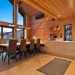 Panoramahytte Med Jacuzzi Og Spektakulaer Fjellutsikt Villa