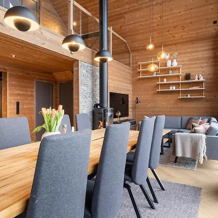 Panoramahytte Med Jacuzzi Og Spektakulaer Fjellutsikt Villa *