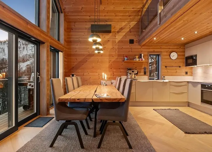 Panoramahytte Med Jacuzzi Og Spektakulaer Fjellutsikt Villa *