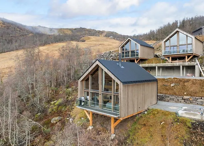 Panoramahytte Med Jacuzzi Og Spektakulaer Fjellutsikt ヴィラ *