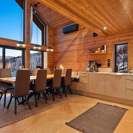 Panoramahytte Med Jacuzzi Og Spektakulaer Fjellutsikt Villa